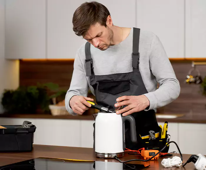 Skilled Blender Technicians: Your Small Appliance Repair Experts for West Haven, CT