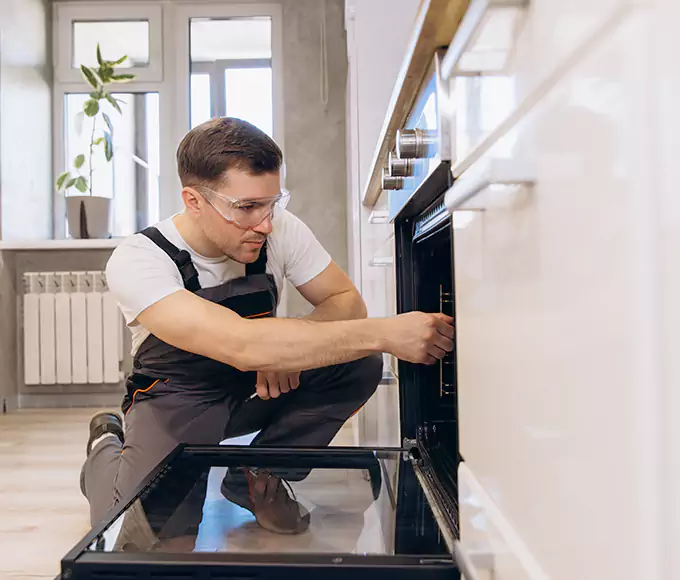 Why West Haven Bakers Rely on West Haven Appliance Pro for Every Electric Oven Fix?